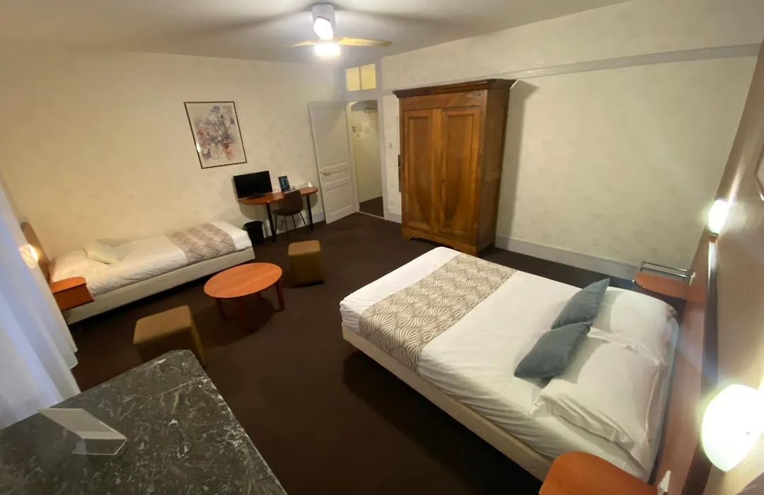 Nouvel Hotel-1